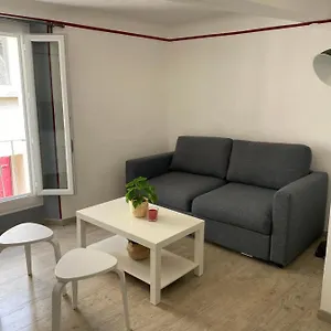 Hébergement de vacances Location De La Carraire